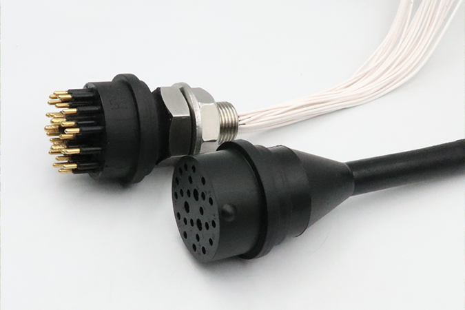 水密穿艙接頭的應用